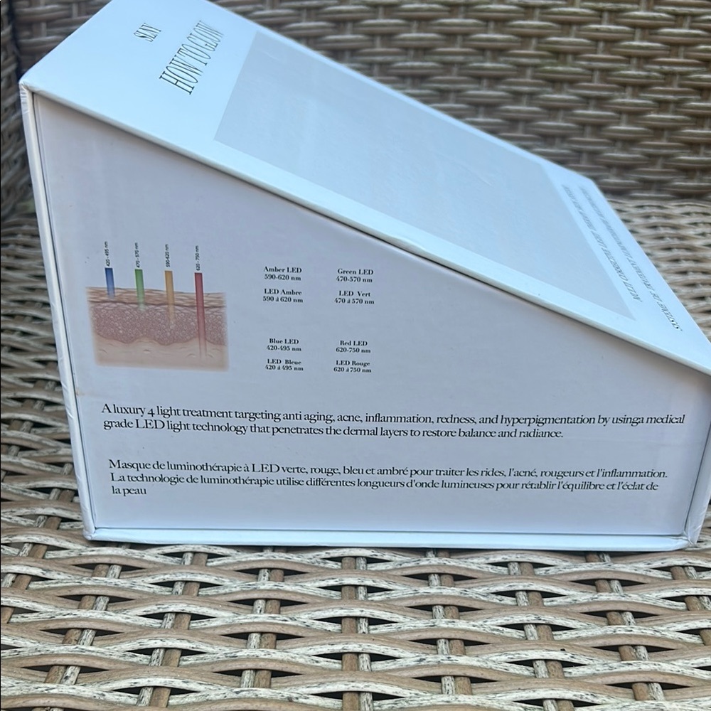 Solaris LED Mask - Picture 4 of 8